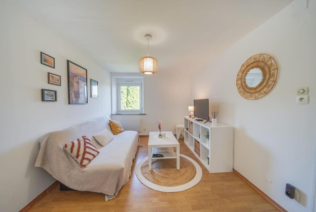 Charmant Appartement 2 Chambres Proche Luxembourg Rédange Esterno foto