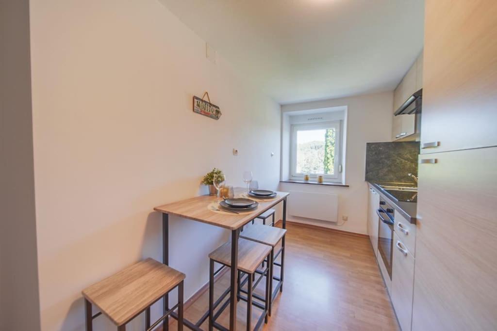 Charmant Appartement 2 Chambres Proche Luxembourg Rédange Esterno foto